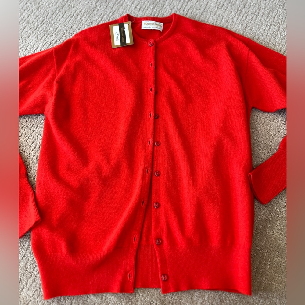 Like new vintage red wool cardigan sweater Scotland 40